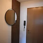 Gemuetliche Maisonette-wohnung Mit Balkon Apartmán *