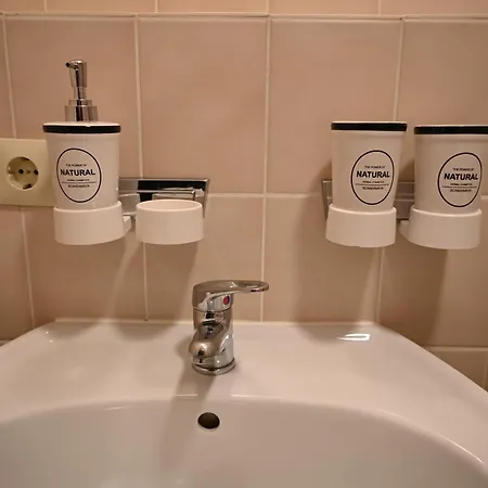 Gemuetliche Maisonette-wohnung Mit Balkon *