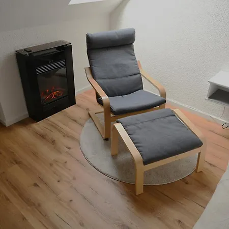 Gemuetliche Maisonette-wohnung Mit Balkon Appartement