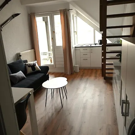 Gemuetliche Maisonette-wohnung Mit Balkon Διαμέρισμα *